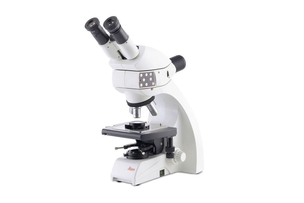 Leica DM750 M materials microscope